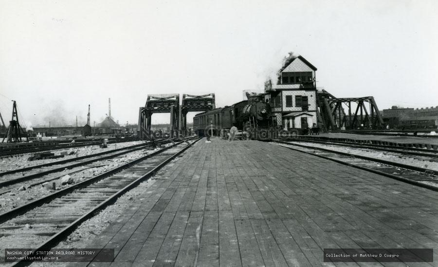 Postcard: Boston & Maine Railroad, North Station, Boston, Massachusetts